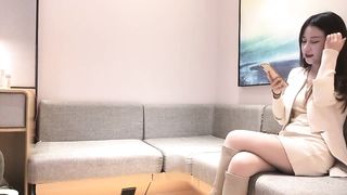 【69堂午夜视频】网约高颜值平面模特 高颜值 白色西装 苗条的身材 温柔的服务 下次在约一次