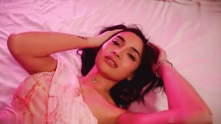 【69堂午夜视频】阿拉丁公主真人版超美顏吃屌又騷動美臀討插