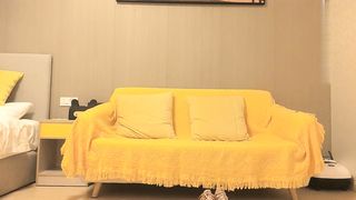 【69堂午夜视频】极品外围，丝袜美腿高颜值花式啪啪