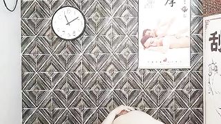 【69堂午夜视频】一颦一笑风情无限，肤白貌美，这么骚勾引得大哥性趣盎然开干，激情刺激香艳_00_28_20_