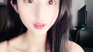 【69堂午夜视频】G奶双洞齐开道具双插！超级爽！