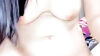 【69堂午夜视频】激情上位让小哥吃奶子，屁股白皙很是诱人，揉奶玩逼后入爆草，呻吟可射