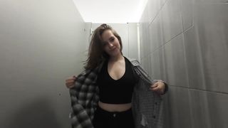 【69堂午夜视频】克罗地亚搭讪骚逼之旅淫荡的大奶宝贝热情好客让我体验极致的快乐