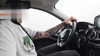 【69堂午夜视频】勾引司机野战找个没人的地方直接脱光开始爆操粉嫩骚穴