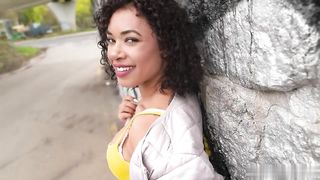 【69堂午夜视频】户外游戏变成硬核户外公共操屄在外面做爱就是刺激