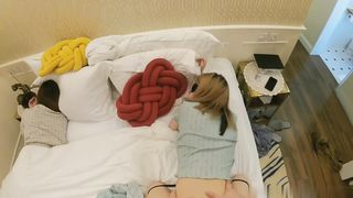 【69堂午夜视频】穿着性感衣服的女友勾引我