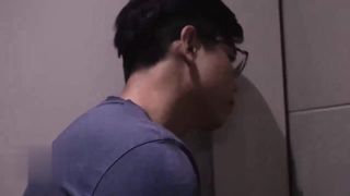 【69堂午夜视频】老婆卖身还债（上）终于还清债务，老婆的身体却不满足