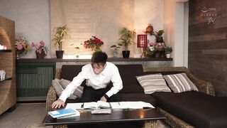 【69堂午夜视频】总是被嘲笑为令人毛骨悚然、烦人的老男人！1