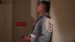 【69堂午夜视频】保全强上变态少女 被满足的兽欲心理