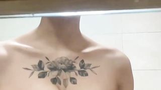 【69堂午夜视频】小身体能量大爆发_河北反差母狗_周慧媛_因为欠款30万_还不上了只能身体还帐_大哥玩腻了曝光还得还钱