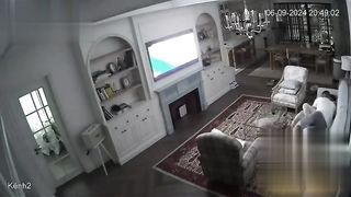 【69堂午夜视频】黑料吃瓜-黑客破解家庭摄像头越南一对放肆的夫妻在客厅当着儿子的面就是干一点也不避讳偷拍视频流出