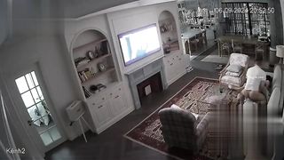 【69堂午夜视频】黑料吃瓜-黑客破解家庭摄像头越南一对放肆的夫妻在客厅当着儿子的面就是干一点也不避讳偷拍视频流出