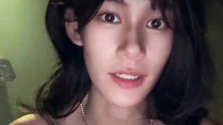 【69堂午夜视频】黑料吃瓜-05年极品大长腿少女西北某大学大二的新疆小姐姐被金主爸爸查小理网调线上布置任务的视频流出