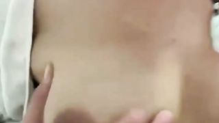 【69堂午夜视频】黑料吃瓜-清纯高颜学生妹对镜自拍小小年纪私处已然泛黑大眼萌妹沉浸式自慰扣吃人鲍的视频流出