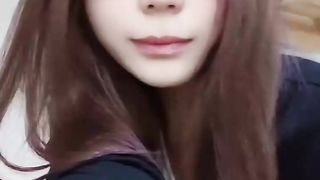 【69堂午夜视频】黑料吃瓜-颜值又高玩得又骚新疆石河子职业技术学院大一新生张家欣电脑借闺蜜后激情自慰视频被闺蜜曝出