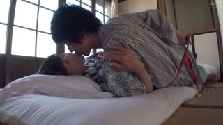 【69堂午夜视频】最后，我把精液射到了她的乳房上，使它们变得非常脏3