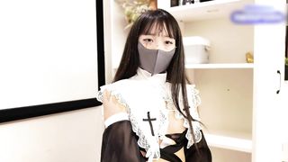 【69堂午夜视频】穿着黑丝果然就是有不一样的感觉