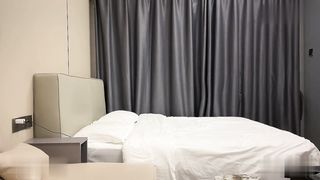 【69堂午夜视频】约操广西兼职表妹，从后面输出时候简直不要太爽