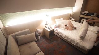 【69堂午夜视频】冰冷美人美乳丰臀完美身材 还很会叫床