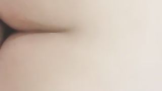 【69堂午夜视频】好舔的大奶美女跟大哥开房啪啪直播给狼友看，互动撩骚喂大哥吃奶子，各种舔弄大鸡巴真骚，无套爆草内射逼逼