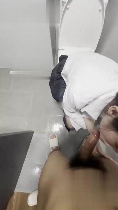 【69堂午夜视频】呆萌清纯学生妹_重度性瘾小母狗_浙江音乐学院高颜值学生妹_黄歆茹_黑丝衩开库性爱视频被曝光