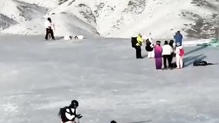 【69堂午夜视频】黑料吃瓜_冰雪中双马尾萝莉嫩妹骚舞脱衣，金主任务扭得嫩逼都露馋死人