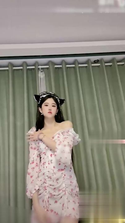 【69堂午夜视频】黑料吃瓜_抖音颜值女神_颜不乖_土豪订制大尺度福利_丰满尤物吊带丝袜擦边淫舞_戴乳夹插肛塞跳蛋自慰