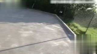 【69堂午夜视频】黑料吃瓜_捷克街头搭讪系列之拿下一个在户外迷了路而且性格开朗高颜少妇_给完钱直接公路边脱下裤子就是干