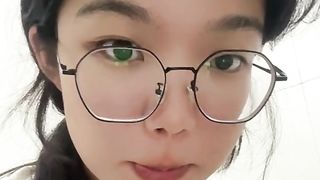 【69堂午夜视频】黑料吃瓜_陕西榆林横山中学高三眼镜妹_林子苒_自拍私密小视频泄密曝光眼镜妹果骚