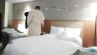 【69堂午夜视频】男士SPA洗浴中心约操气质女销售