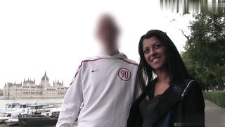 【69堂午夜视频】捷克街头搭讪第九期勾引有男友的骚逼只要钱到位骚逼随便操