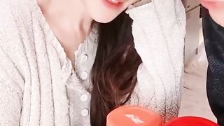 【69堂午夜视频】极品小姨子喝醉勾引姐夫，姐夫一边跟姐姐电话一边被口交，最后把小姨子内射了