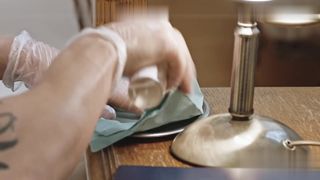 【69堂午夜视频】漂亮的屄但不适合丈夫绿帽出轨当面让别的鸡巴操的骚逼爽翻天