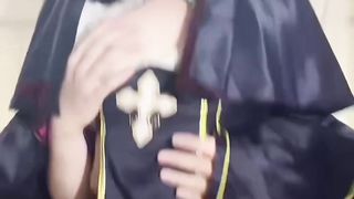 【69堂午夜视频】虔诚的修女 用蜜穴帮哥哥释放压力 精液射满身