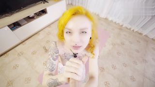 【69堂午夜视频】继兄发现妹妹穿着破烂的紧身裤训练忍不住要操她用大鸡巴惩罚骚逼