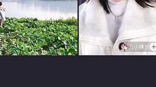 【69堂午夜视频】黑料吃瓜-抖音户外直播网红马妹儿刺激PK惩罚输了直接脱光光下河引得众人围观真刺激