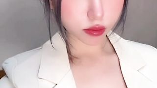 【69堂午夜视频】情色泡汤 嘴上说不行身体却很老实