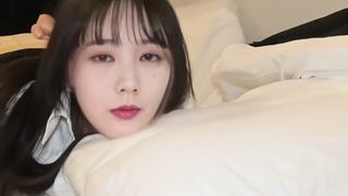 【69堂午夜视频】清纯美少女的反差感  无码扣逼内射