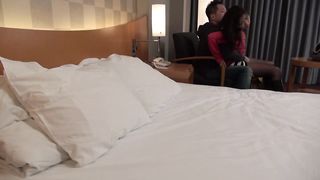 【69堂午夜视频】她毫不客气地对这位未开发敏感点的新手发动猛攻2