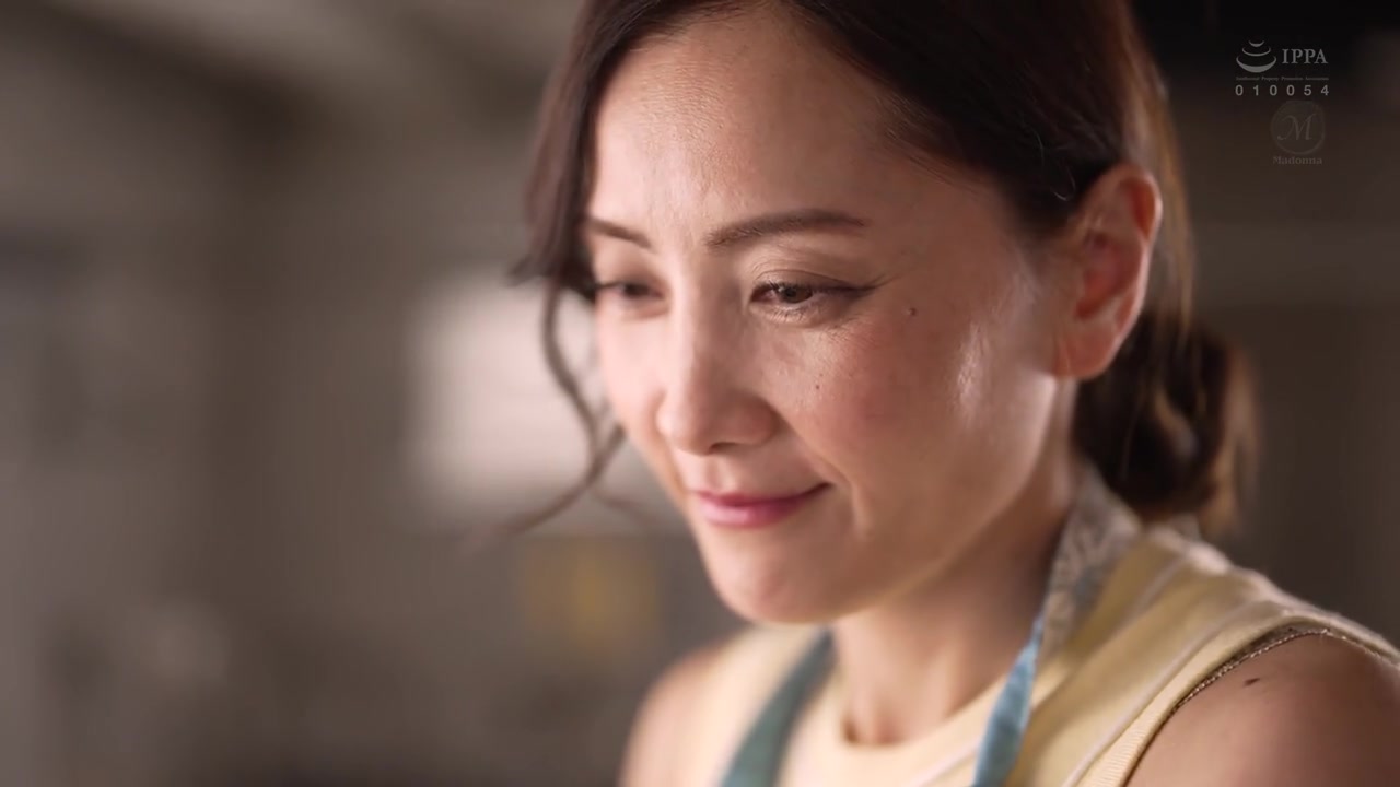 【69堂午夜视频】为挚爱的丈夫，沦为周末泄欲工具1