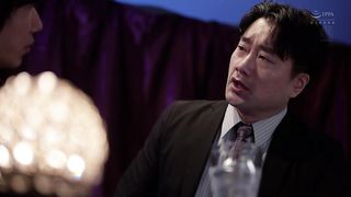 【69堂午夜视频】蛮横上司的献身人妻兔女郎1