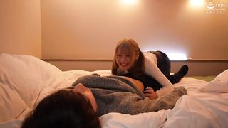 【69堂午夜视频】让处男小弟弟爆发的G罩杯金发辣妹1