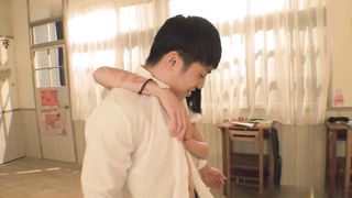 【69堂午夜视频】资优生的性爱大对决