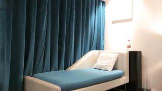 【69堂午夜视频】约了个性感包臀裙妹子