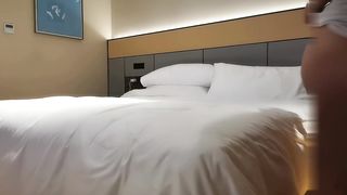 【69堂午夜视频】邻家女友松驰感无套内射挺大胆