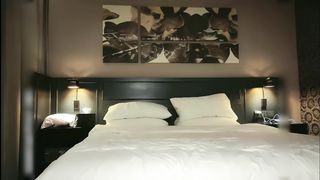 【69堂午夜视频】学生妹被干爽了加微信