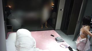 【69堂午夜视频】爆操日本留学生享受跪式服务为国争光，最后受不了了