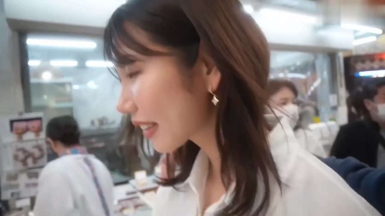 【69堂午夜视频】和女神一起冲绳之旅全记录