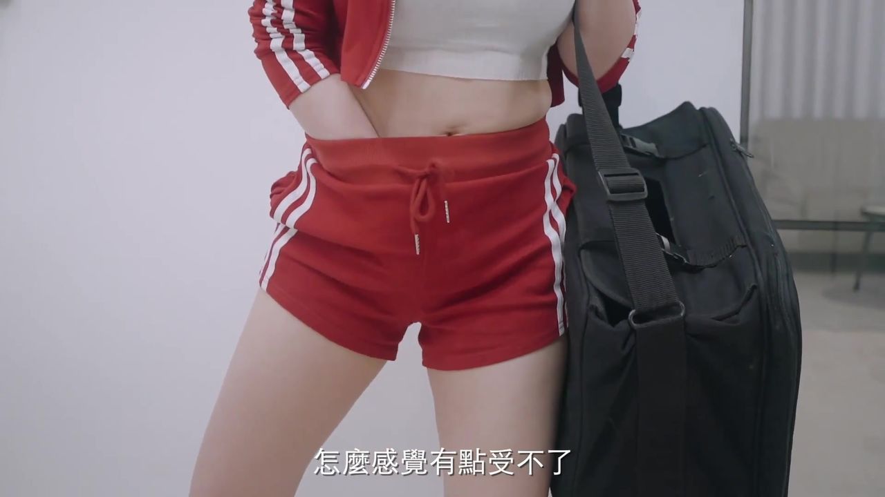 【69堂午夜视频】外送撞見情侶啪啪啪,邀外送妹子三人同樂享受絕頂高潮