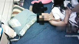 【69堂午夜视频】恋爱系约炮大神爱笑女孩，活泼开朗话匣子，做爱的时候很害羞，一直用手捂着脸